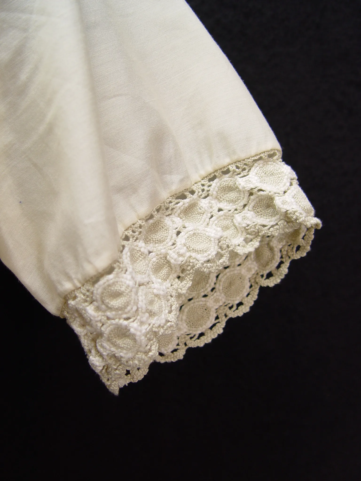 Gr.42 Dirndlbluse Bluse für Dirndl mit rundem Ausschnitt Trachtenbluse B4641