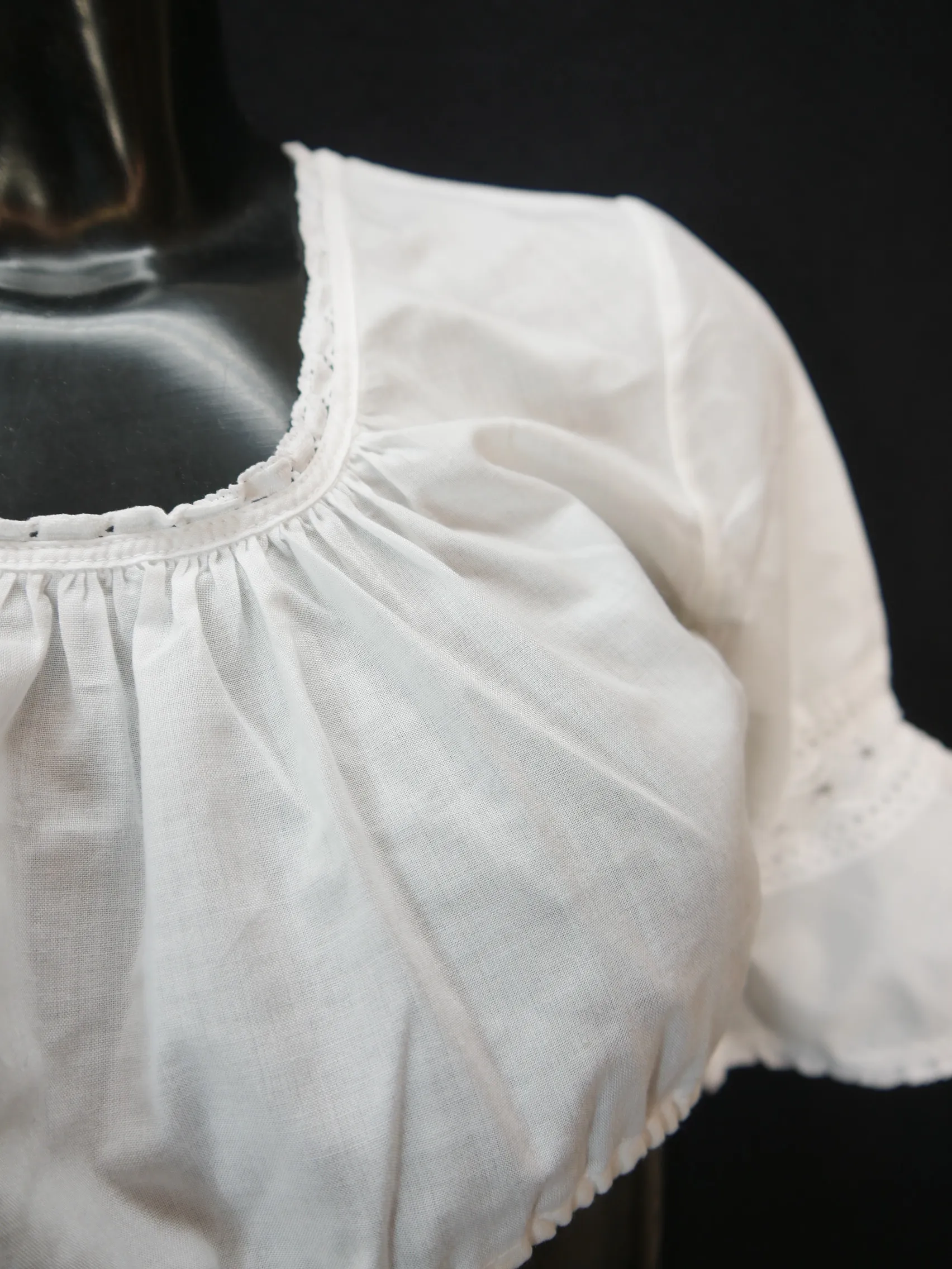 Gr.42 Dirndlbluse weiß Bluse für Dirndl Baumwollmischung mit Spitze B9867