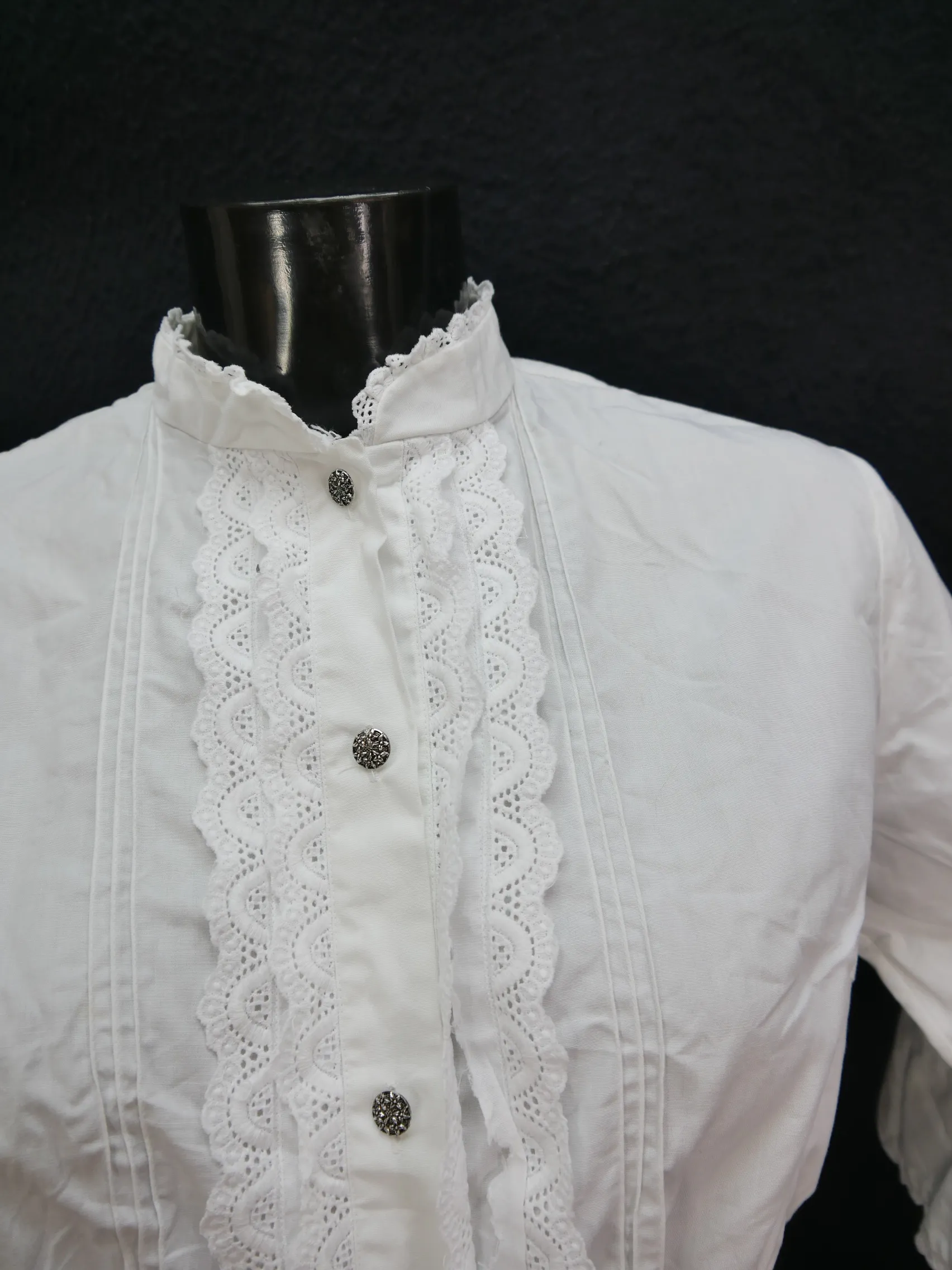Gr.44 Dirndlbluse süße Bluse für Dirndl mit Spitze Trachtenbluse B8623