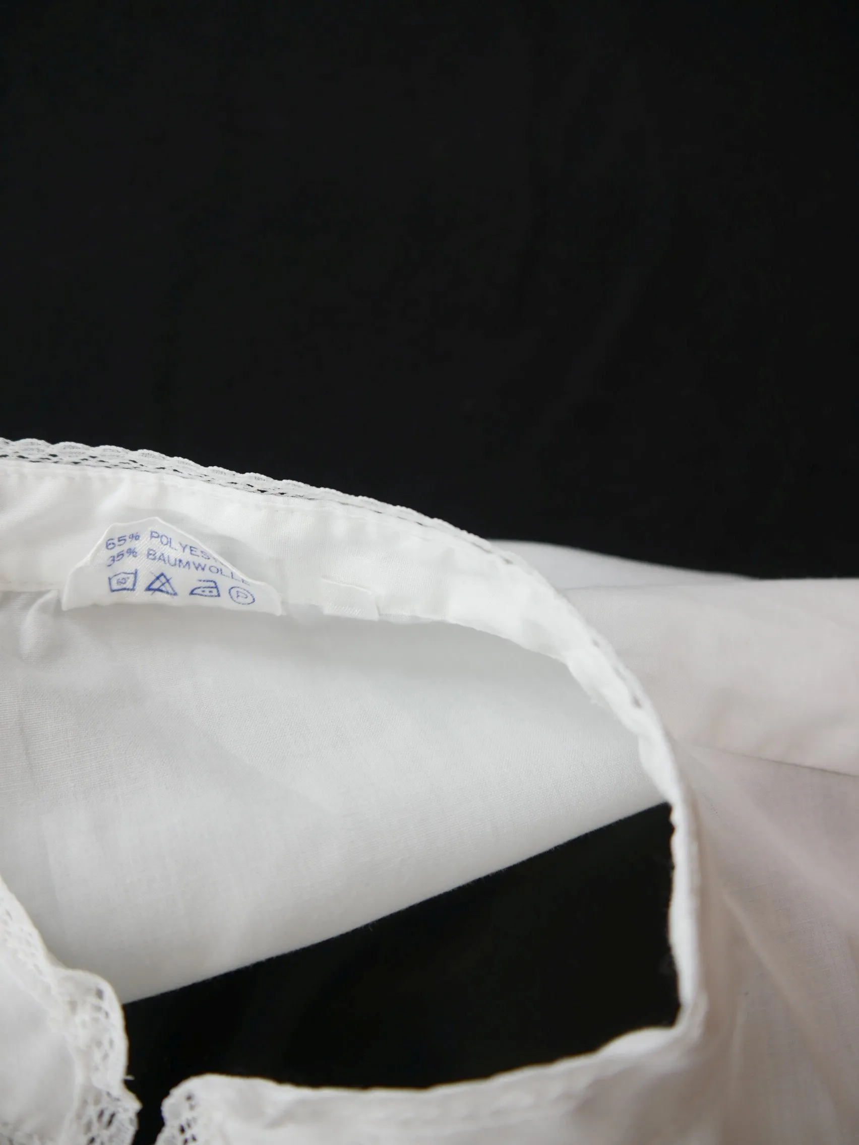 Gr.46 Dirndlbluse süße Bluse für Dirndl Lady Jane Baumwollmischung Spitze B9379