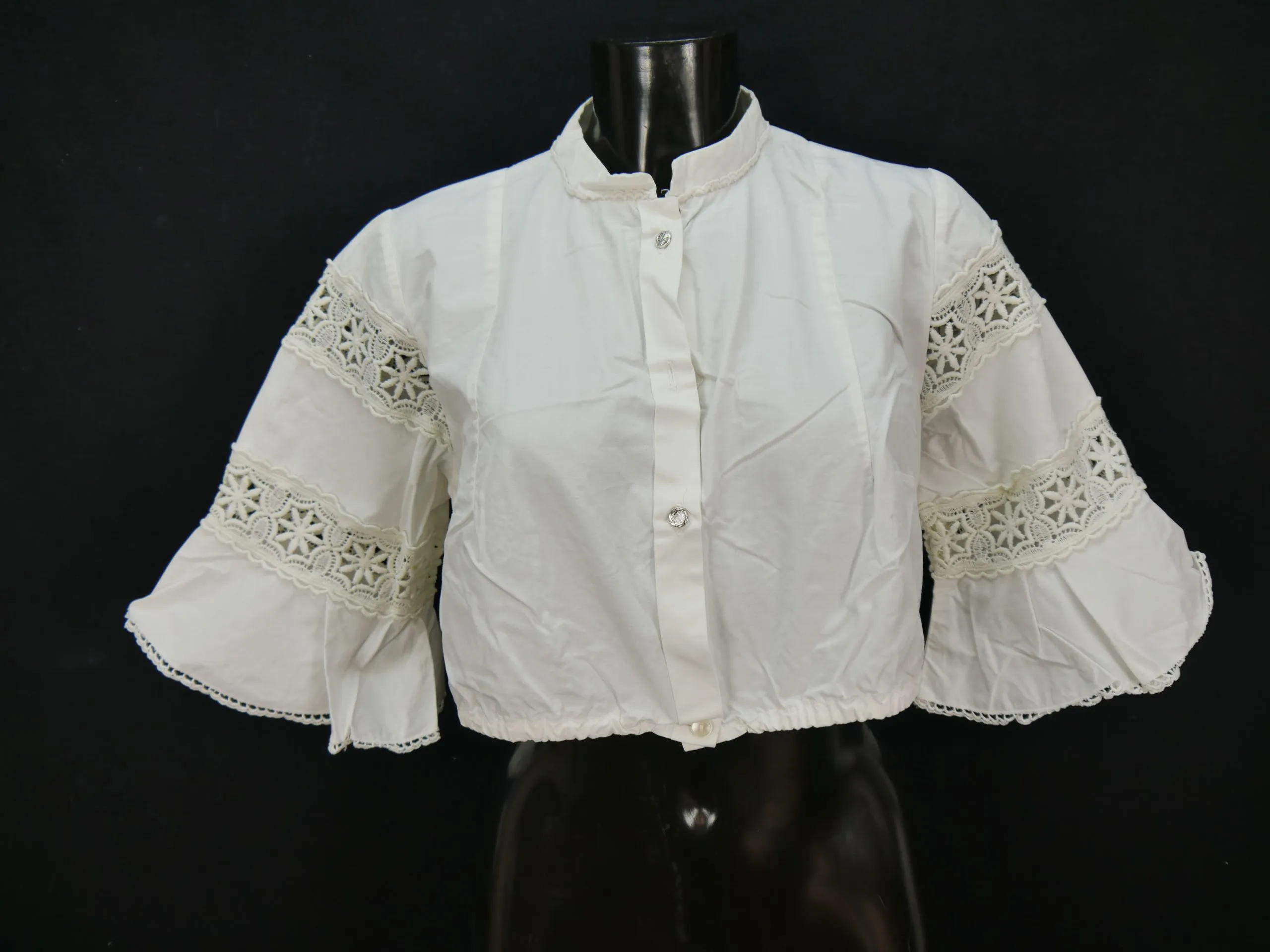 Gr.46 Dirndlbluse süße Bluse für Dirndl mit Spitzen Hera Trachtenbluse B8416